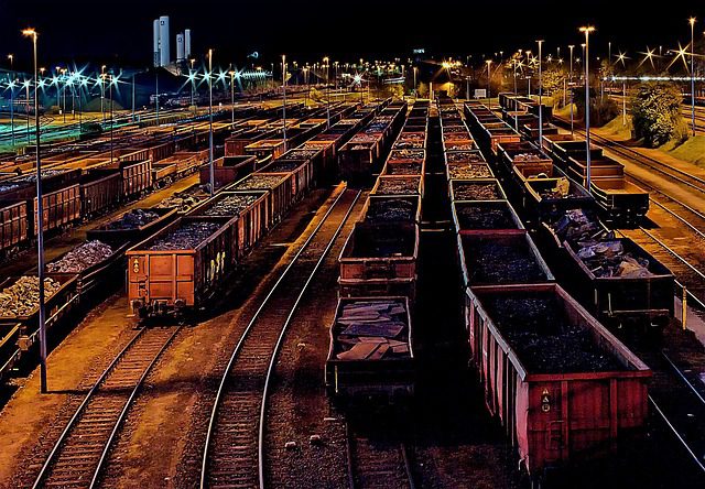 Transnet employees go on strike following signing of picketing rules