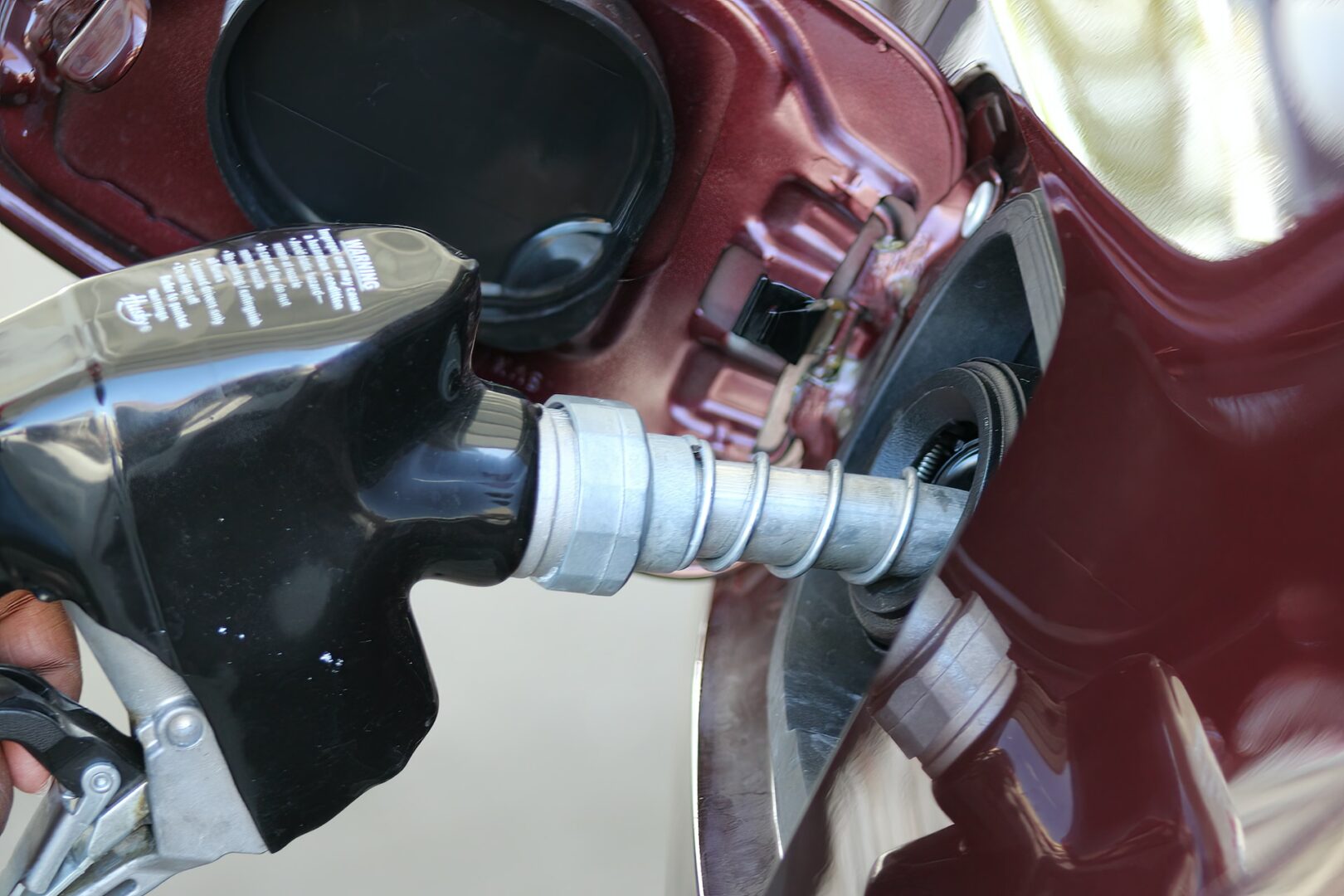 Fuel prices decrease, except for 95 petrol